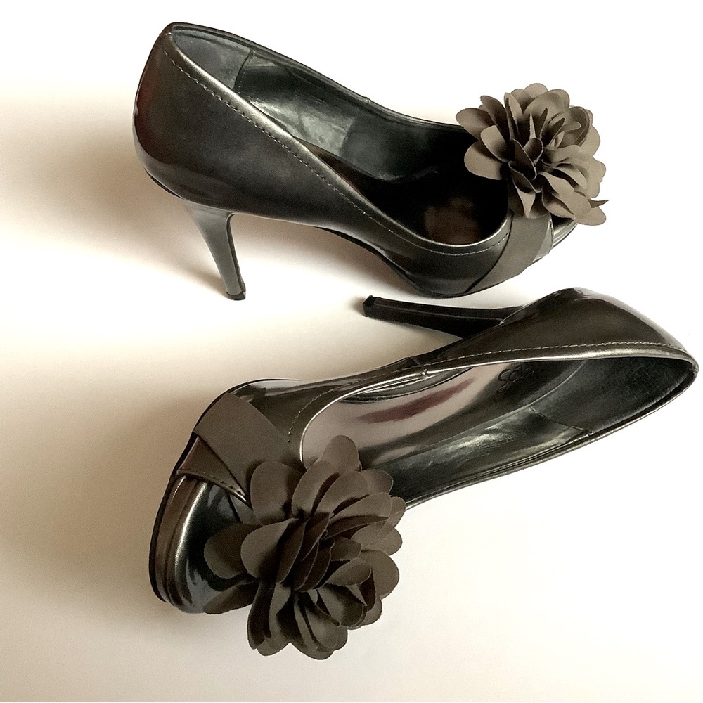 Carlos Santana Patent Leather Peep
Toe High Heels